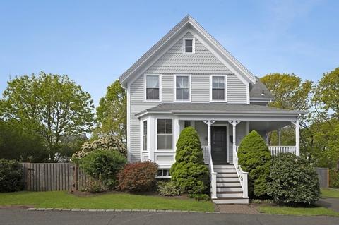 8 Hillside Ave, Marblehead, MA 01945 photo 1