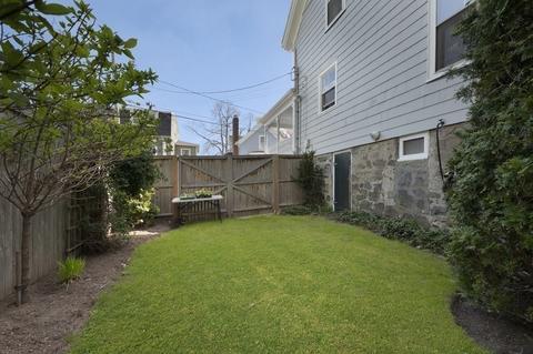 8 Hillside Ave, Marblehead, MA 01945 photo 24