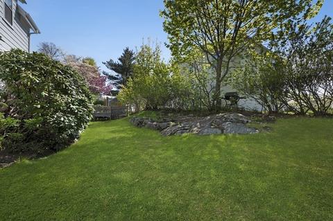 8 Hillside Ave, Marblehead, MA 01945 photo 22