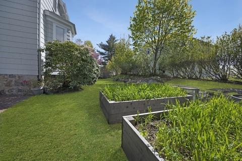 8 Hillside Ave, Marblehead, MA 01945 photo 25