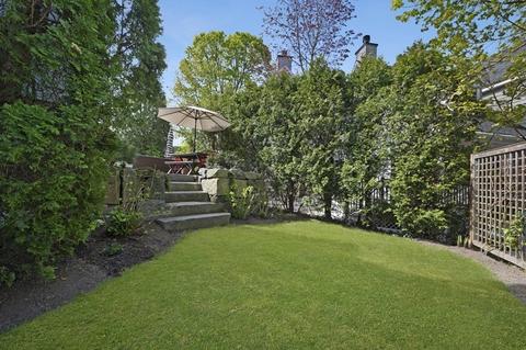 8 Hillside Ave, Marblehead, MA 01945 photo 23