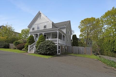 8 Hillside Ave, Marblehead, MA 01945 photo 3