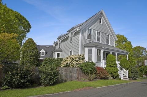 8 Hillside Ave, Marblehead, MA 01945 photo 2