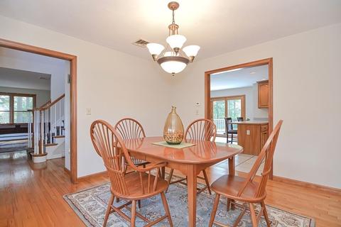 4 Bubbling Brook Rd, Franklin, MA 02038 photo 19