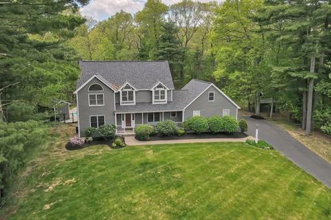 4 Bubbling Brook Rd, Franklin, MA 02038 photo 8