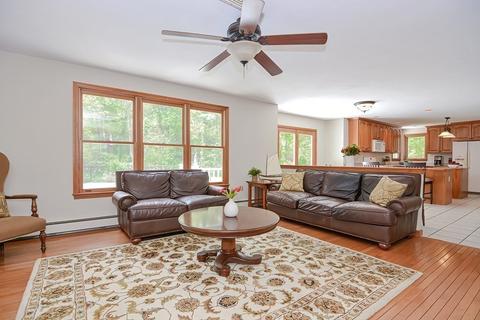 4 Bubbling Brook Rd, Franklin, MA 02038 photo 12