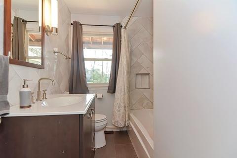 34 Mendon St, Upton, MA 01568 photo 16