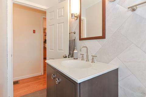 34 Mendon St, Upton, MA 01568 photo 18
