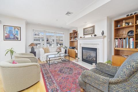 25 Maple St #C, Canton, MA 02021 photo 10