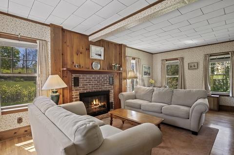 67 Langsford St, Gloucester, MA 01930 photo 15