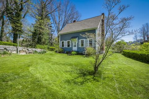 67 Langsford St, Gloucester, MA 01930 photo 3
