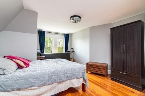 38 Benjamin St, Dedham, MA 02026 photo 11