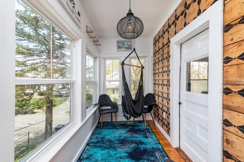 38 Benjamin St, Dedham, MA 02026 photo 4