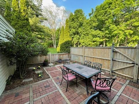 156 Elliott St #1, Danvers, MA 01923 photo 6