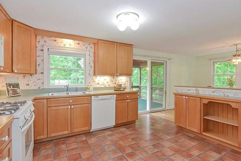 12 Borrows Rd, Foxboro, MA 02035 photo 2