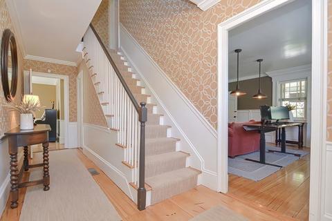 200 North St, Medfield, MA 02052 photo 21