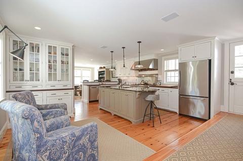 200 North St, Medfield, MA 02052 photo 12