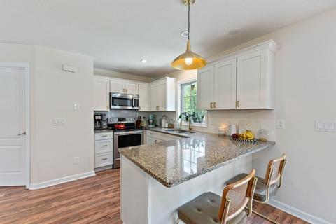 152 Grayson Dr, Springfield, MA 01119 photo 18