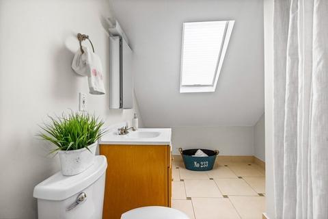 87 Coolidge St #2, Brookline, MA 02446 photo 25