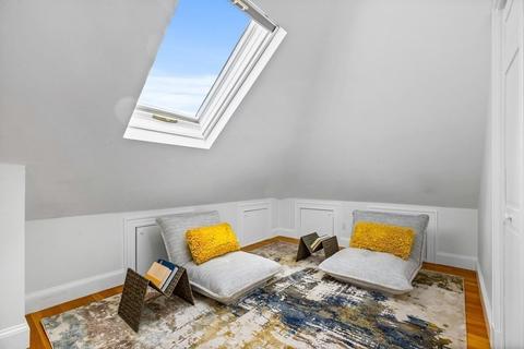 87 Coolidge St #2, Brookline, MA 02446 photo 27