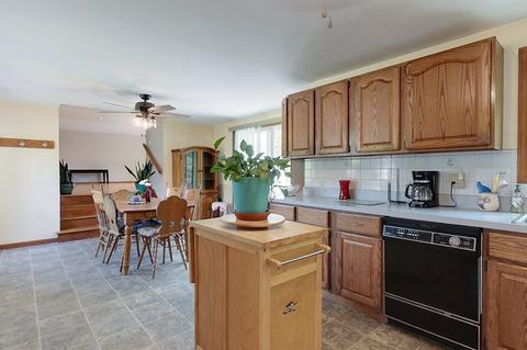 16 Willow Dr, Townsend, MA 01469 photo 6