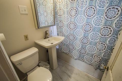30 Ball St, Worcester, MA 01603 photo 16