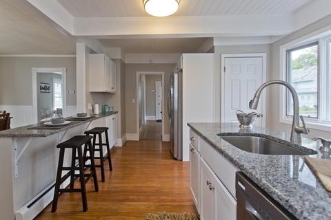 76 Keith St, Springfield, MA 01108 photo 14
