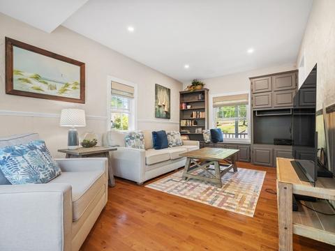 326 Summer Ave, Reading, MA 01867 photo 11