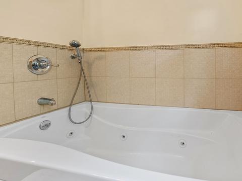 326 Summer Ave, Reading, MA 01867 photo 18