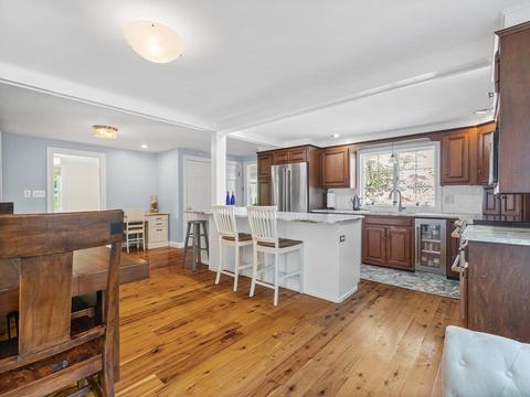 326 Summer Ave, Reading, MA 01867 photo 8