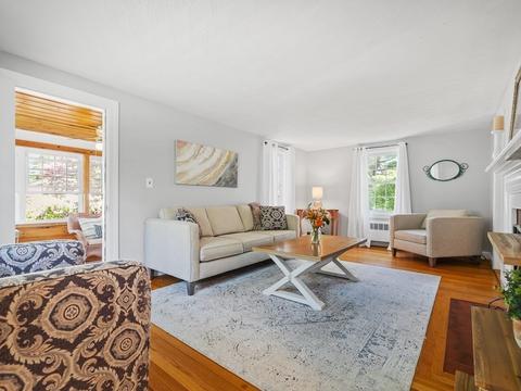 326 Summer Ave, Reading, MA 01867 photo 4