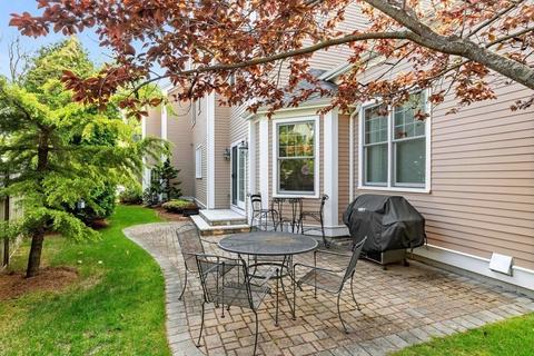 9 Thurston Ln, Needham, MA 02492 photo 28