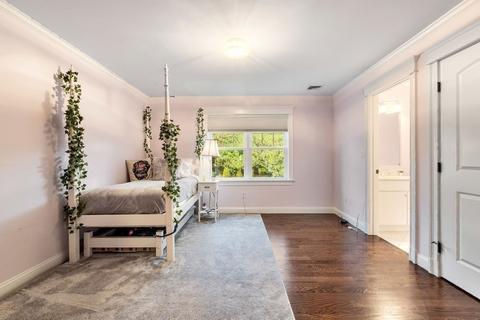 9 Thurston Ln, Needham, MA 02492 photo 17