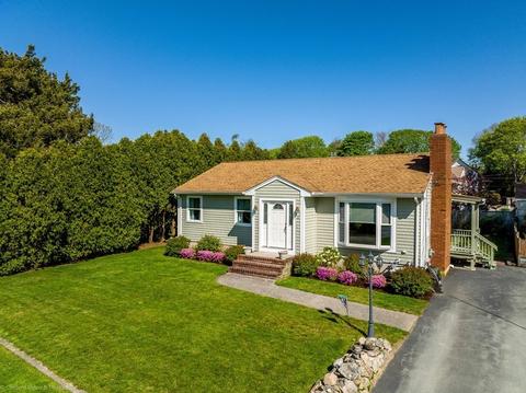6 Robert St, Fairhaven, MA 02719 photo 4