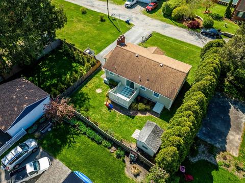 6 Robert St, Fairhaven, MA 02719 photo 8