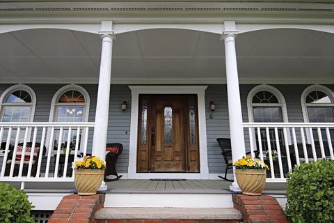 4 Upland Rd, Saugus, MA 01906 photo 5