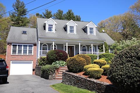 4 Upland Rd, Saugus, MA 01906 photo 2