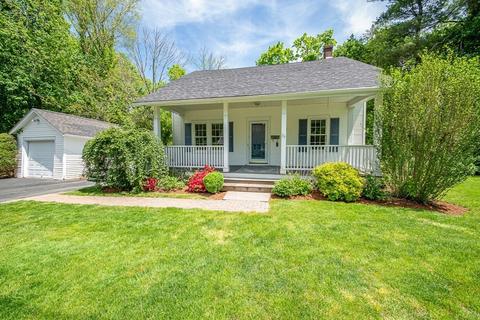 39 Circle Rd, Longmeadow, MA 01106 photo 1
