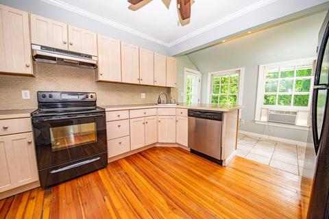 39 Circle Rd, Longmeadow, MA 01106 photo 16