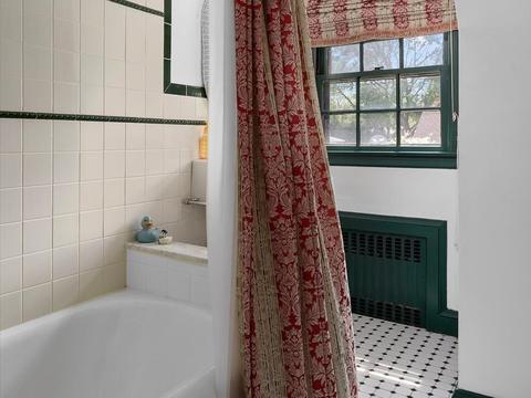 18 Albany St, Fall River, MA 02720 photo 30