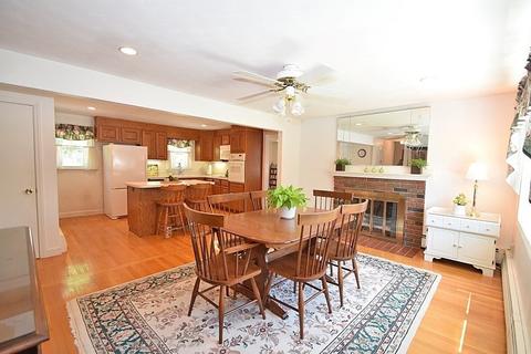 17 Canavan Dr, Randolph, MA 02368 photo 3