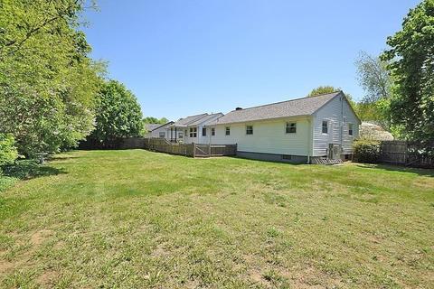 17 Canavan Dr, Randolph, MA 02368 photo 16