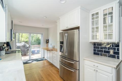 4 Perry Rd, Natick, MA 01760 photo 4