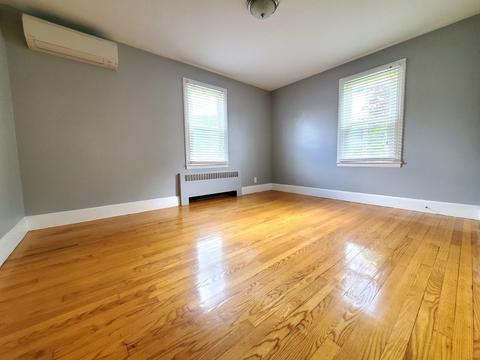 11 Grove St, Easthampton, MA 01027 photo 21