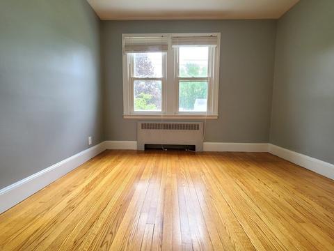 11 Grove St, Easthampton, MA 01027 photo 24