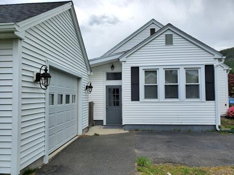 11 Grove St, Easthampton, MA 01027 photo 33