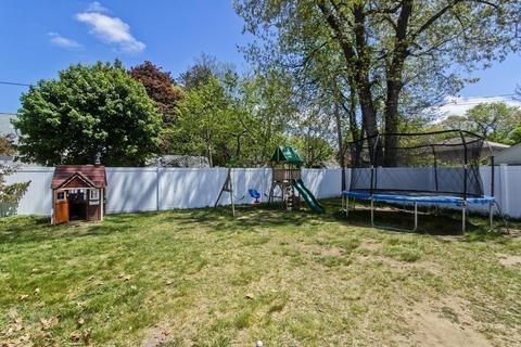797 Armory St, Springfield, MA 01107 photo 40