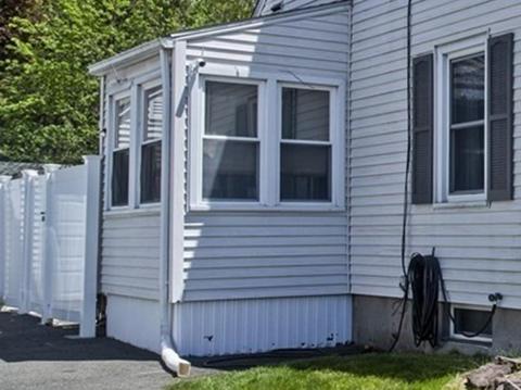 797 Armory St, Springfield, MA 01107 photo 36
