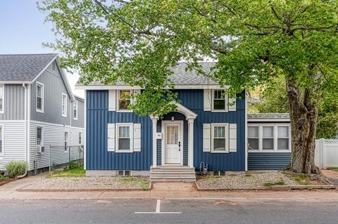 103 Cottage St, Easthampton, MA 01027 photo 2