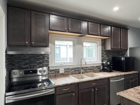 94 Noel St, Springfield, MA 01108 photo 17
